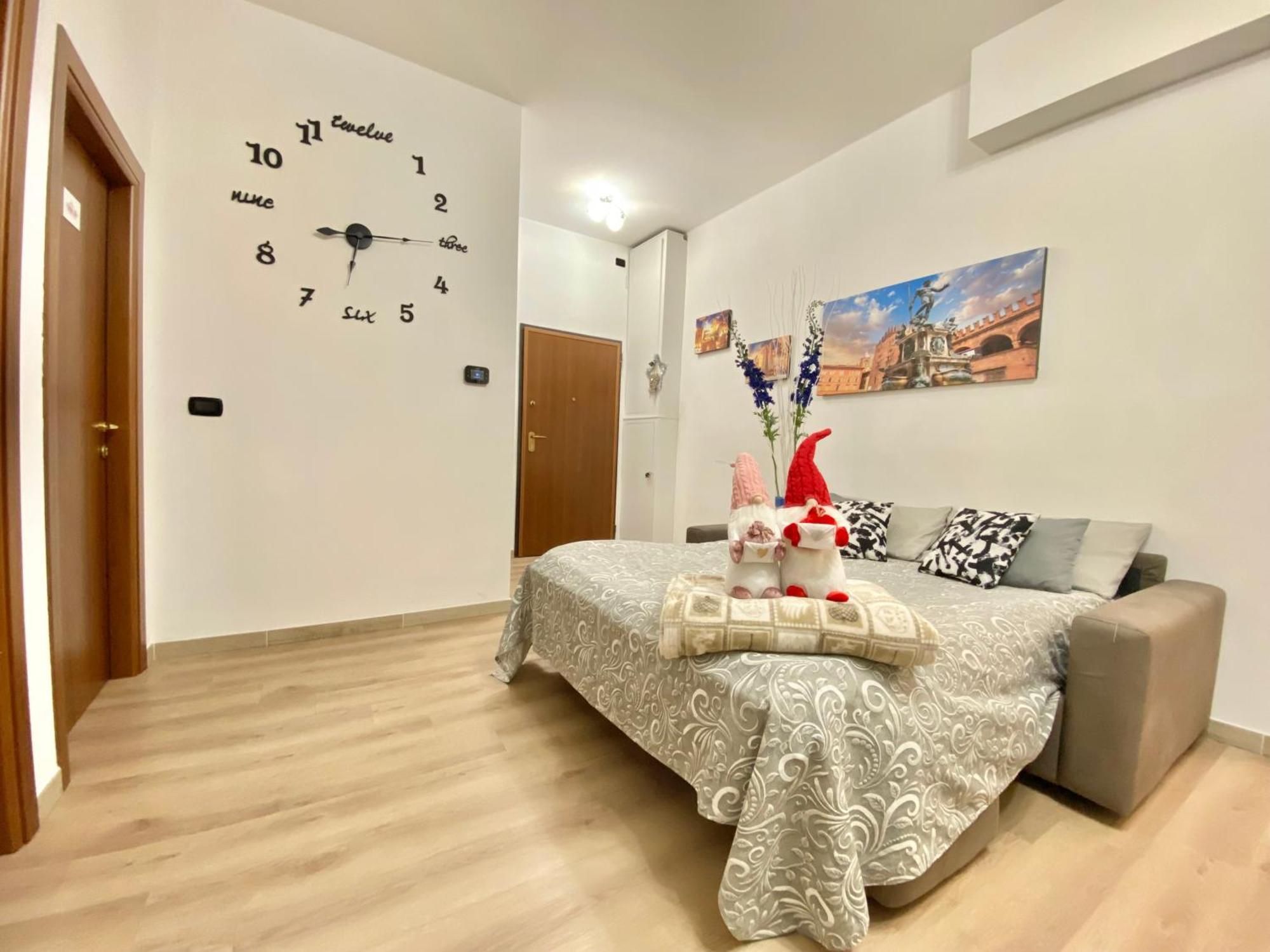Memory Suite Con Wifi/Netflix โบโลญญา ภายนอก รูปภาพ
